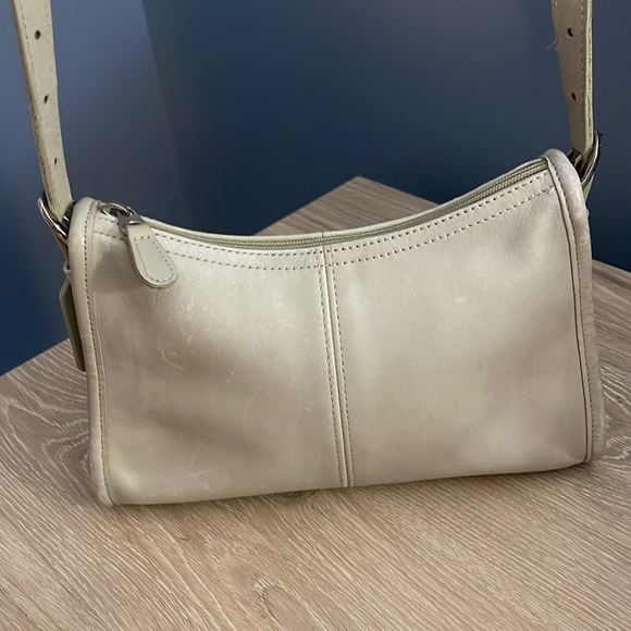 Vintage Coach Pistachio Green Small Leather Crossbody 4104 - Picture 5 of 12